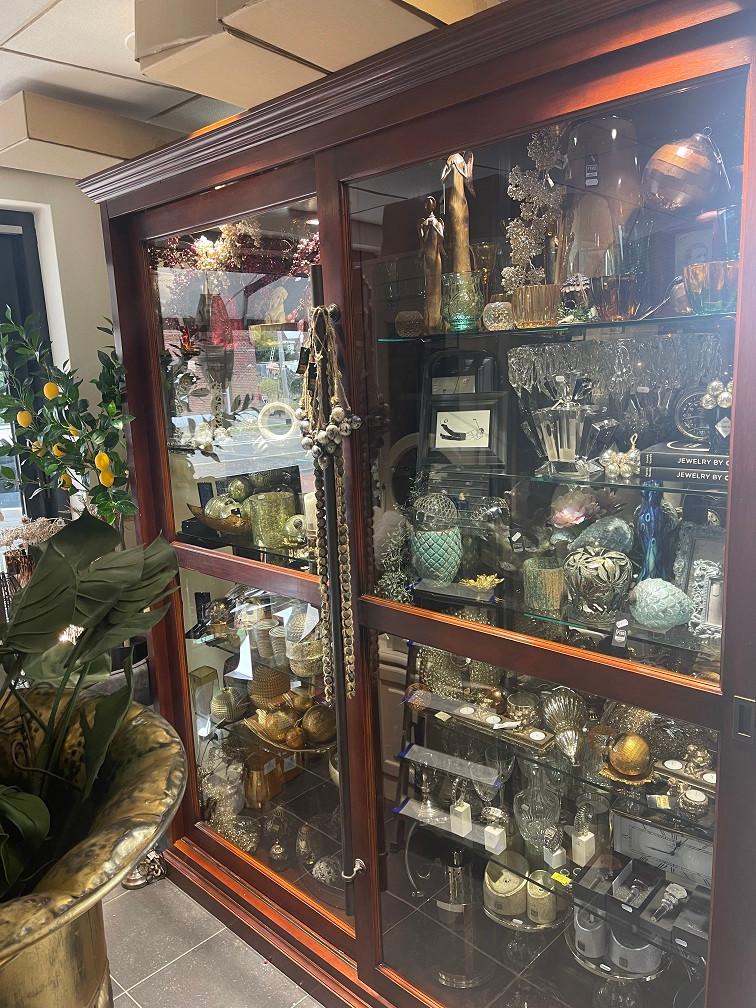 VITRINEKAST Mahonie KAST VITRINE Eichholtz Schuifdeurkast, Antiek en Kunst, Ophalen