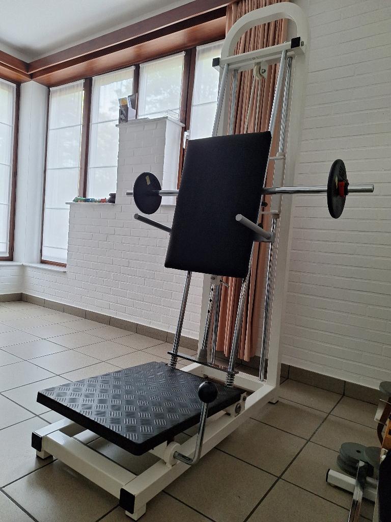 professionele been-/quadricepstrainer Gymna, Ophalen, Gebruikt, Krachtstation, Metaal