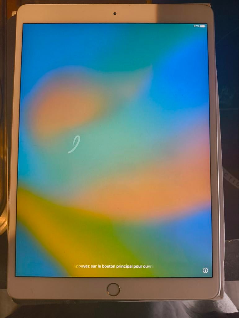 I pad 64 gb, absolute nieuwe staat, Computers en Software, Apple iPads, Ophalen of Verzenden, 64 GB