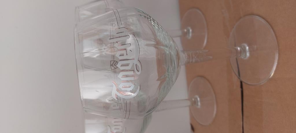 4 Tongerlo-glazen 33 cl, Ophalen of Verzenden, Zo goed als nieuw