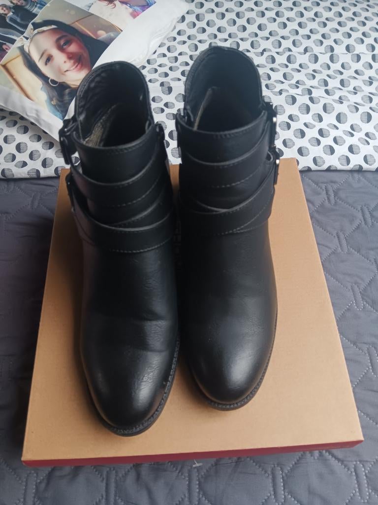 Bottine talon noir 39, Neuf, Enlèvement ou Envoi, Boots et Botinnes, Angela Thompson