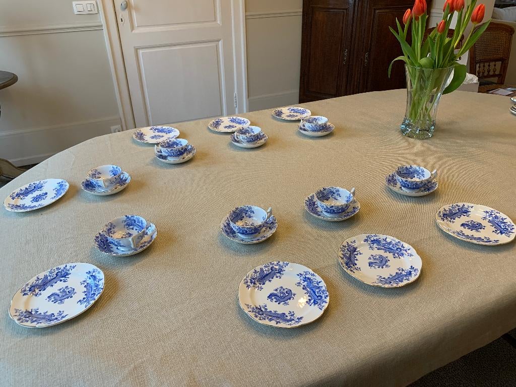 Antiek serviesje van blauw en wit porselein - 8 sets, Ophalen