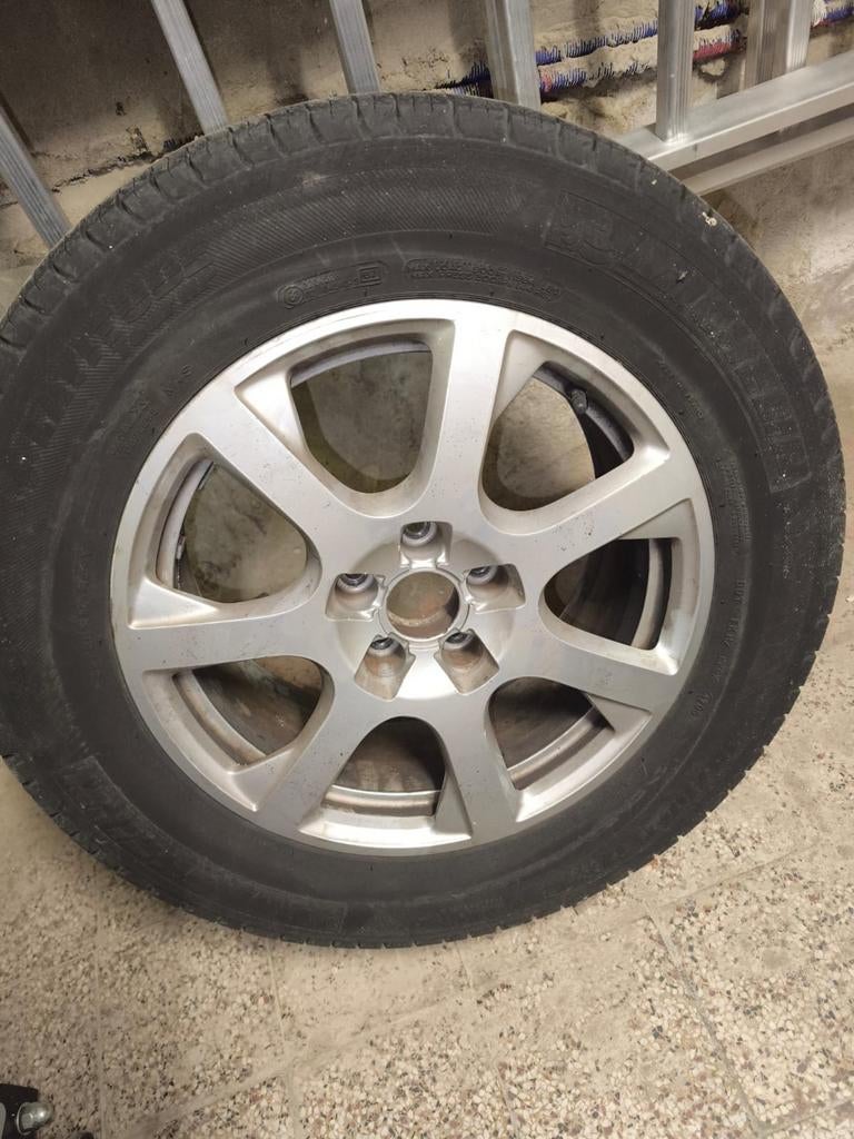 Pneu Audi Q5, Autos : Pièces & Accessoires, Pneus & Jantes, Pneus été, Enlèvement, Pneu(s), 17 pouces