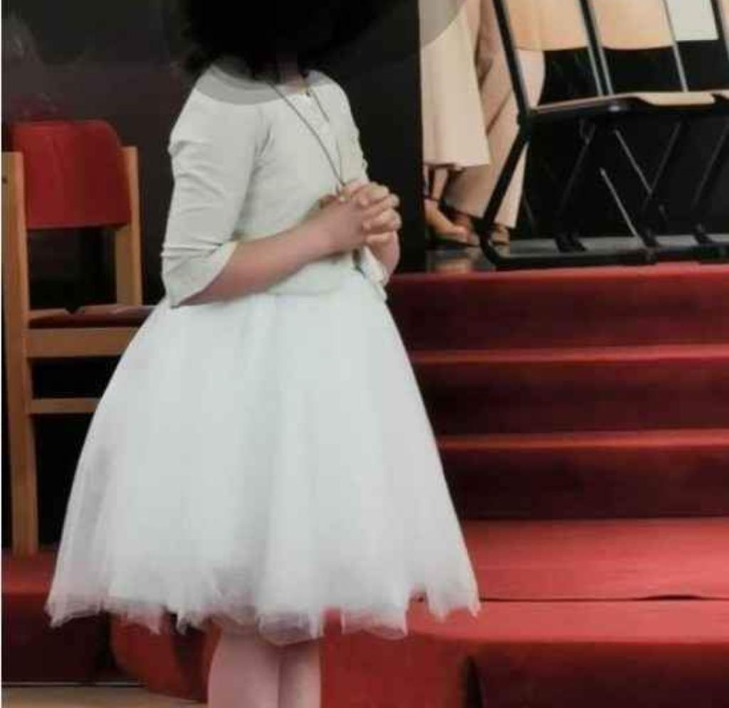 robe de communion avec gilet assorti 6/7/8 ans, Enlèvement ou Envoi, Ensemble, Comme neuf, Op aanvraag