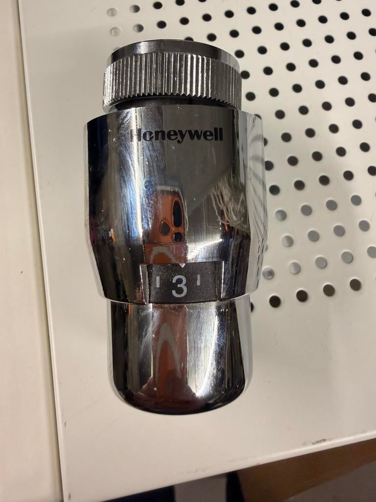 Vanne thermostatique Honeywell neuve, Bricolage & Construction, Enlèvement ou Envoi, Neuf