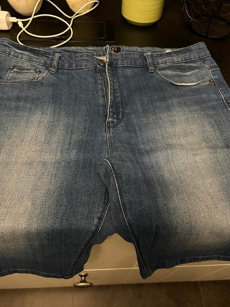 Mooie heren jeans short maat XL merk DMG, Kleding | Heren, Dmg, Blauw, Nieuw, Ophalen of Verzenden
