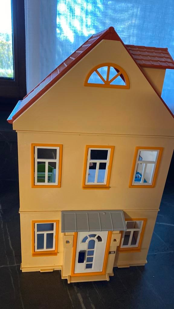 Poppenhuisje playmobil. Met enkele attributen., Ophalen of Verzenden, Gebruikt, Poppenhuis