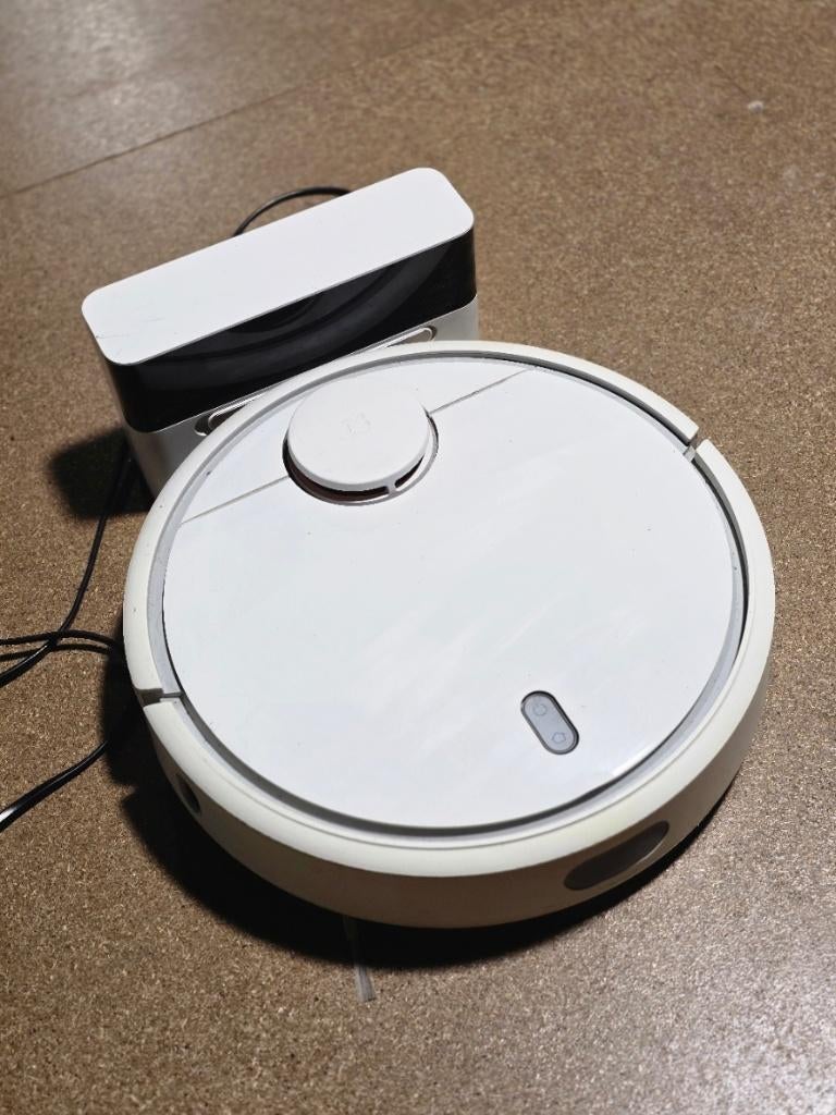 Aspirateur Robot Xiaomi Mi (Roborock) + Pack Accessoires, Electroménager, Enlèvement, Utilisé