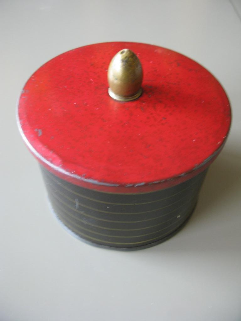 cote d'or boite ronde "décor brun, rouge, lignes dorées", Enlèvement ou Envoi, Utilisé, Autre, Autres marques