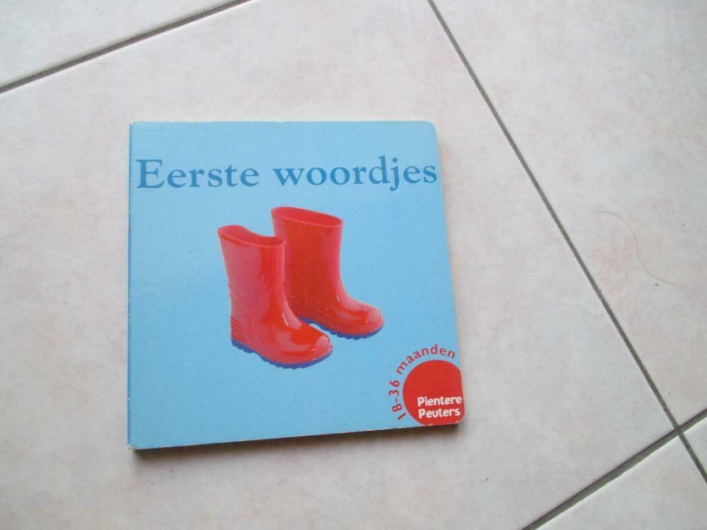Eerste woordjes, Ophalen of Verzenden, Zo goed als nieuw