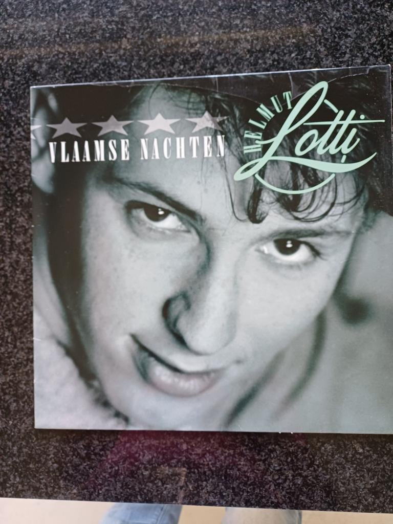 Helmut Lutti. 1990. Als nieuw, Enlèvement, Comme neuf