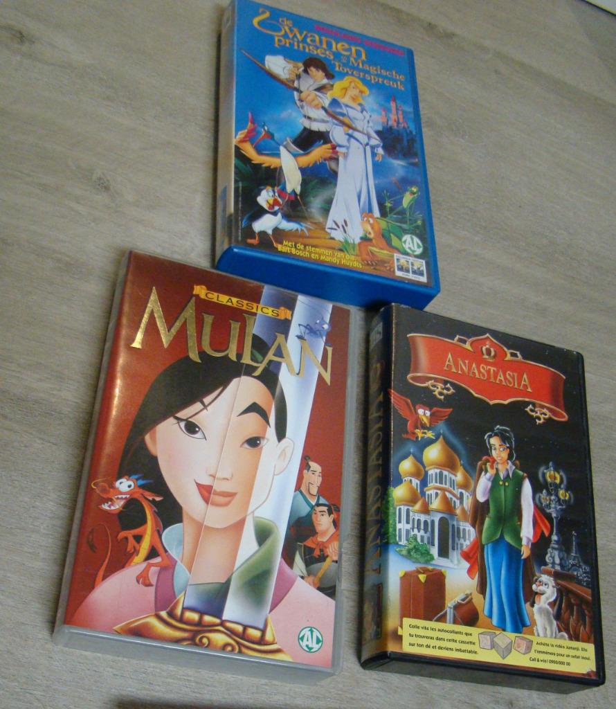 VIDEO zwanenprinses magische toverspreuk + Mulan + Anastasia, Cd's en Dvd's, Alle leeftijden, Ophalen of Verzenden, Tekenfilms en Animatie