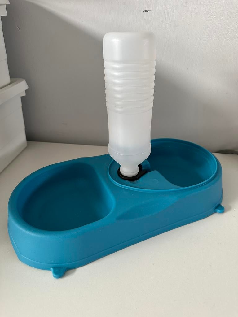Voeder en waterbak met flesje, Dieren en Toebehoren