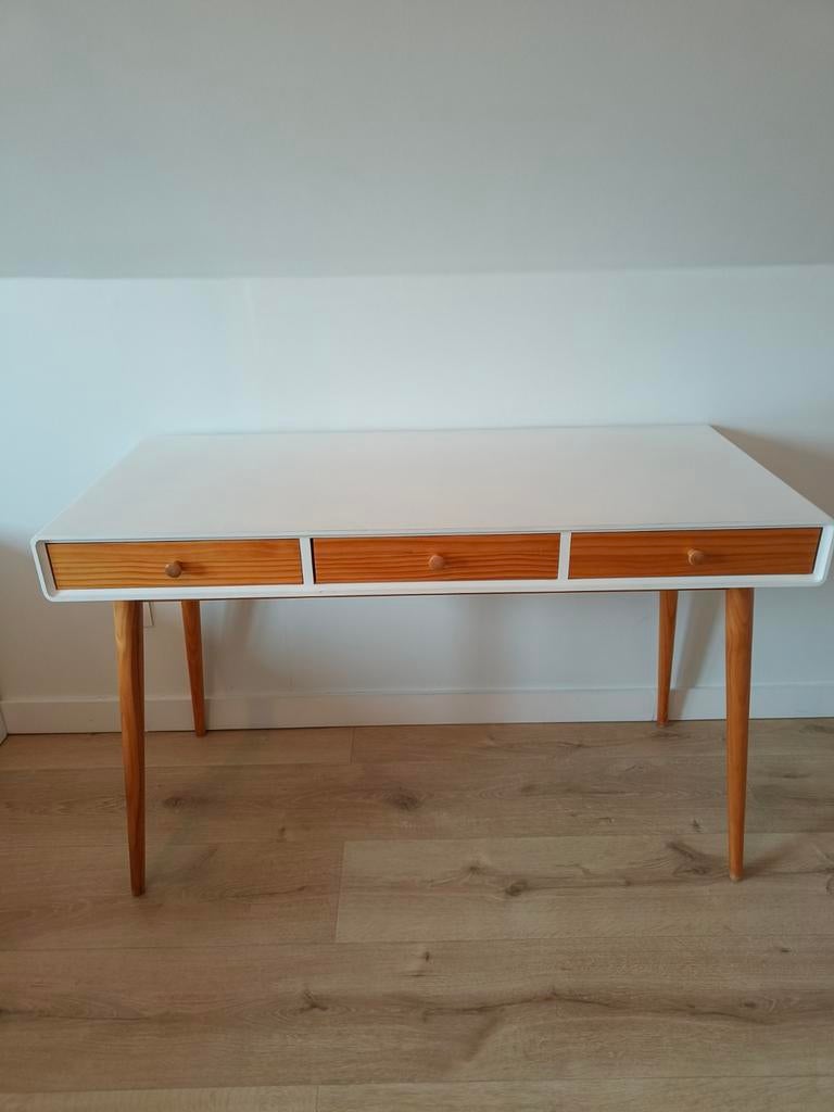 Bureau 120 cm lang met 3 schuiven, Ophalen, Gebruikt