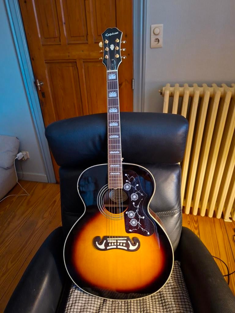 Epiphone EJ300s violin sunburst 2004 ., Muziek en Instrumenten, Ophalen