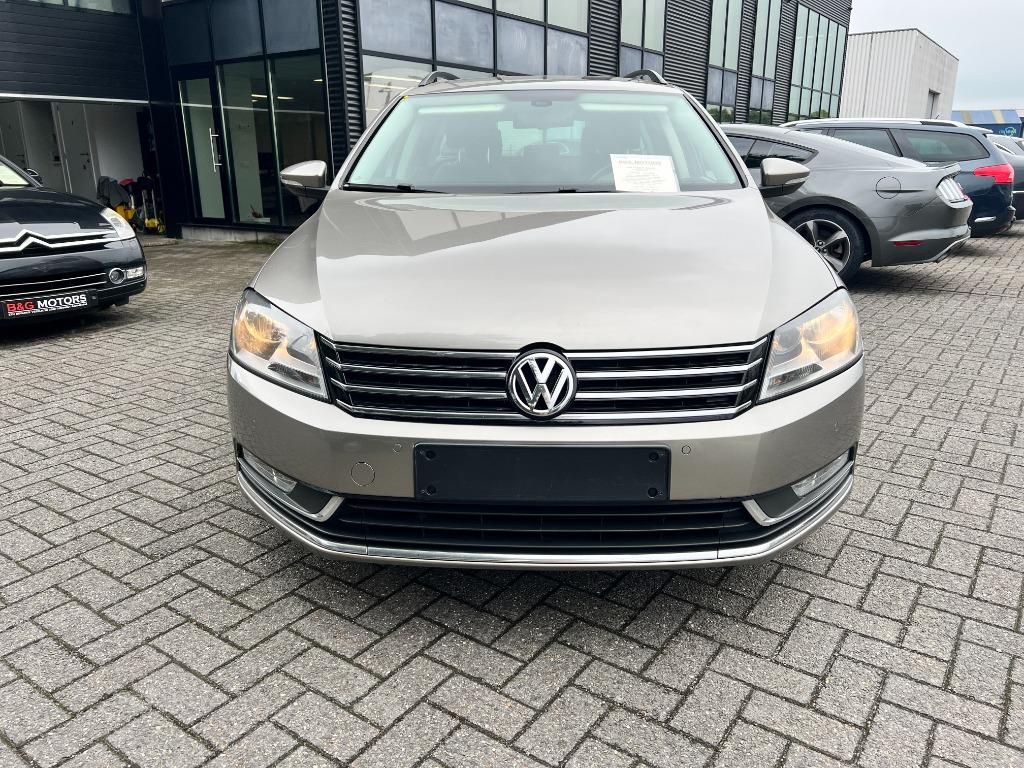 VW Passat 1.6 BlueMotion TDI 2014 Panorama autom avec garant, Entreprise, Entretenue par le concessionnaire, Beige, 5 portes