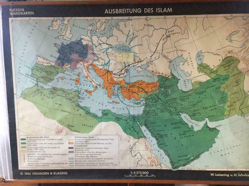 Carte scolaire rétro - Influence de l'islam - Graphique 97, Collections, Rétro, Maison et Meubles, Enlèvement ou Envoi
