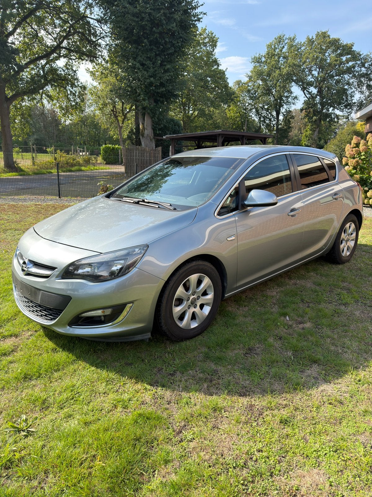 Opel Astra Ecoflex *1.7Diesel* Gekeurd voor verkoop*, Auto's, Voorwielaandrijving, Euro 5, Zwart, Leder en Stof