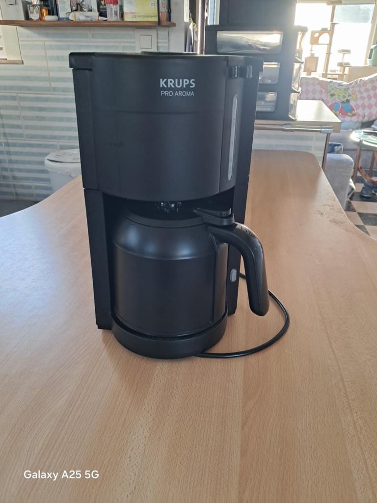 Koffiezetapparaat met thermoskan, Elektronische apparatuur, Koffiezetapparaten, Ophalen