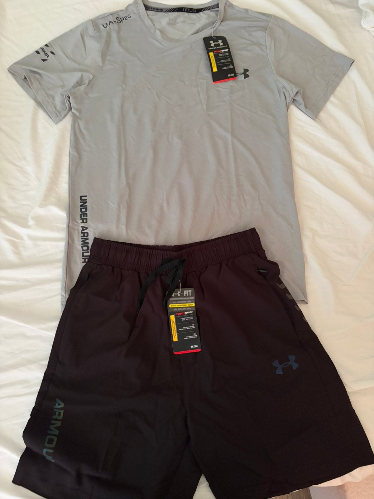 T-shirt en korte broek van Under Armour, Kleding | Heren, Sportkleding, Ophalen, Fitness