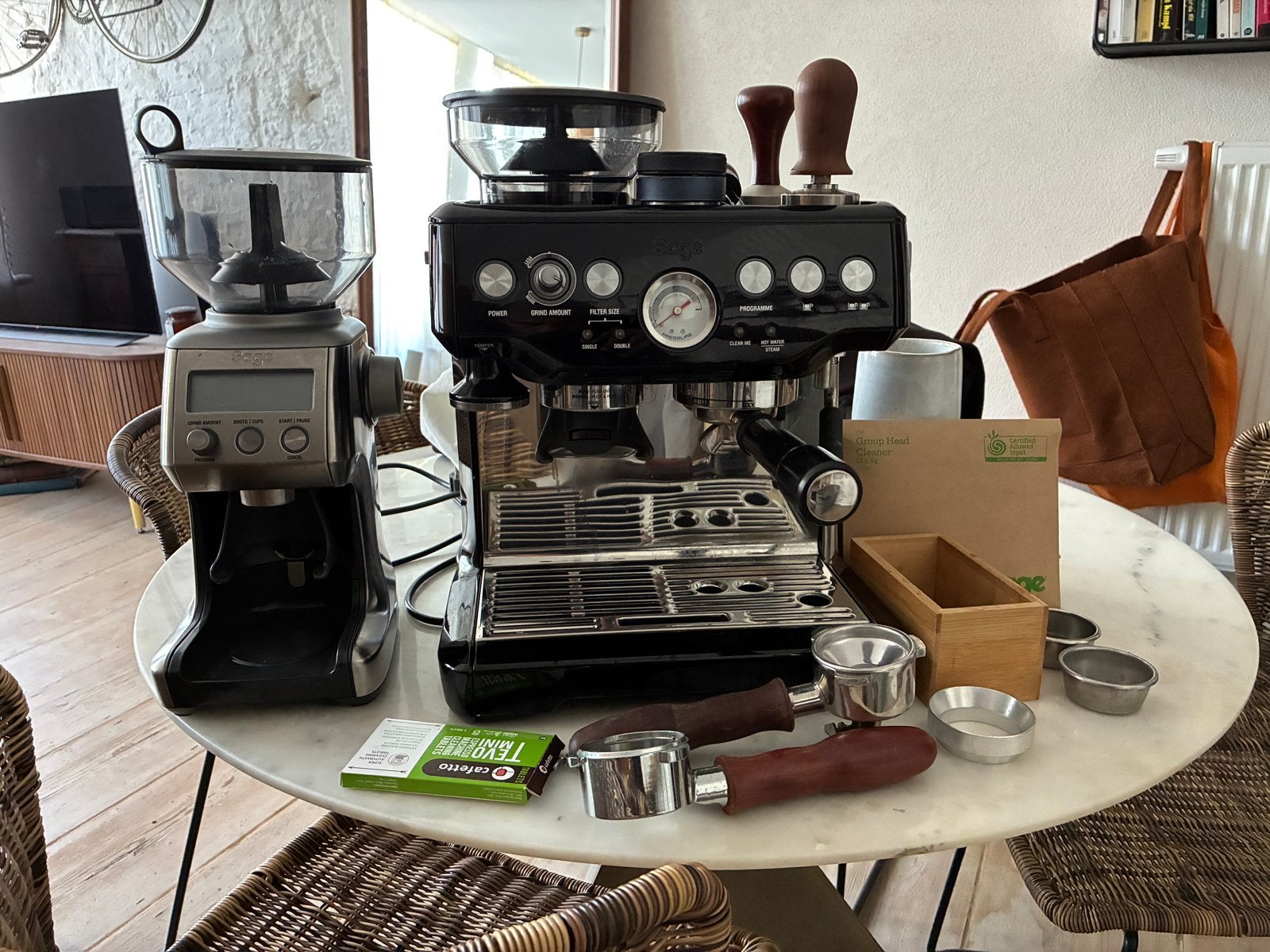 Barista sage express met extra maler, Ophalen, Afneembaar waterreservoir, Gebruikt, Koffiemachine