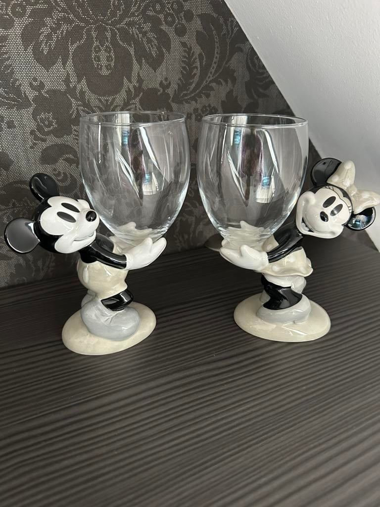 Disney glazen  Mickey en Minnie mouse., Enlèvement, Mickey Mouse, Comme neuf, Statue ou Figurine