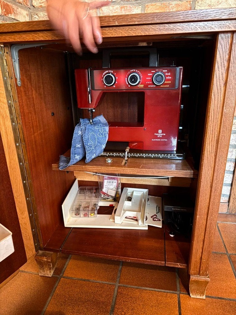 antieken naaimachine, Antiek en Kunst, Antiek | Naaimachines, Ophalen