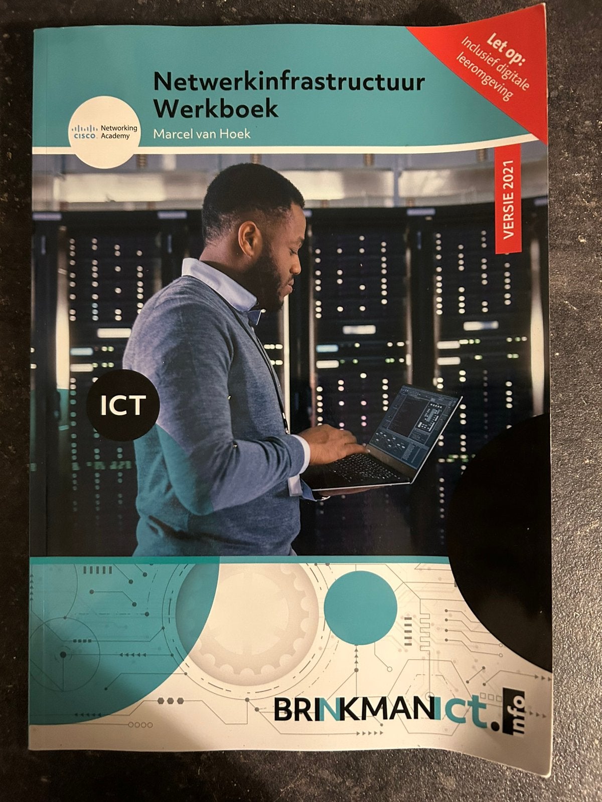 Marcel van Hoek - Netwerkinfrastructuur Werkboek, Ophalen, Marcel van Hoek