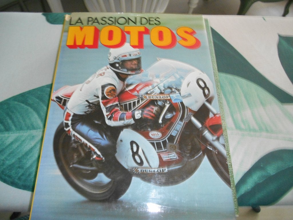 passion des motos 90 pages, Boeken, Motoren, Ophalen of Verzenden, Gelezen