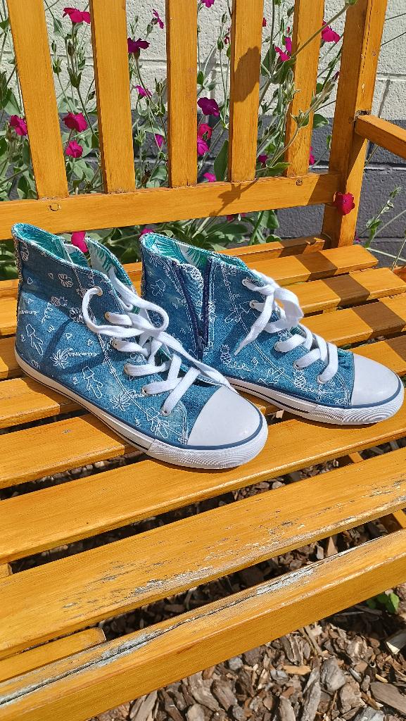 Neuves - Très belles baskets montantes jeans, Enlèvement ou Envoi, Neuf, Autres types