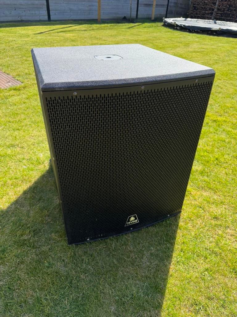 Devine Onyx 18SA, Audio, Tv en Foto, Luidsprekerboxen, Ophalen, Zo goed als nieuw