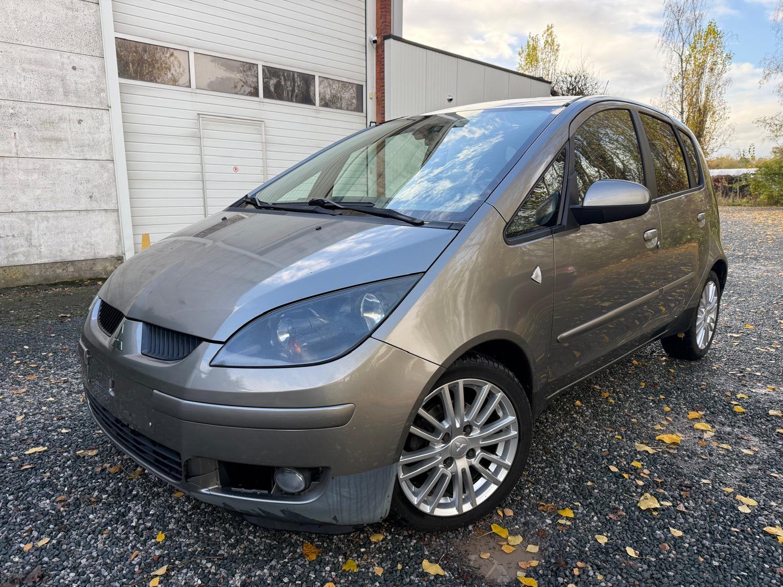 Mitsubishi Colt 1.5 Diesel - Airco - Export 2007 5 deurs, Auto's, Mitsubishi, Bedrijf, Diesel, Euro 4, Te koop