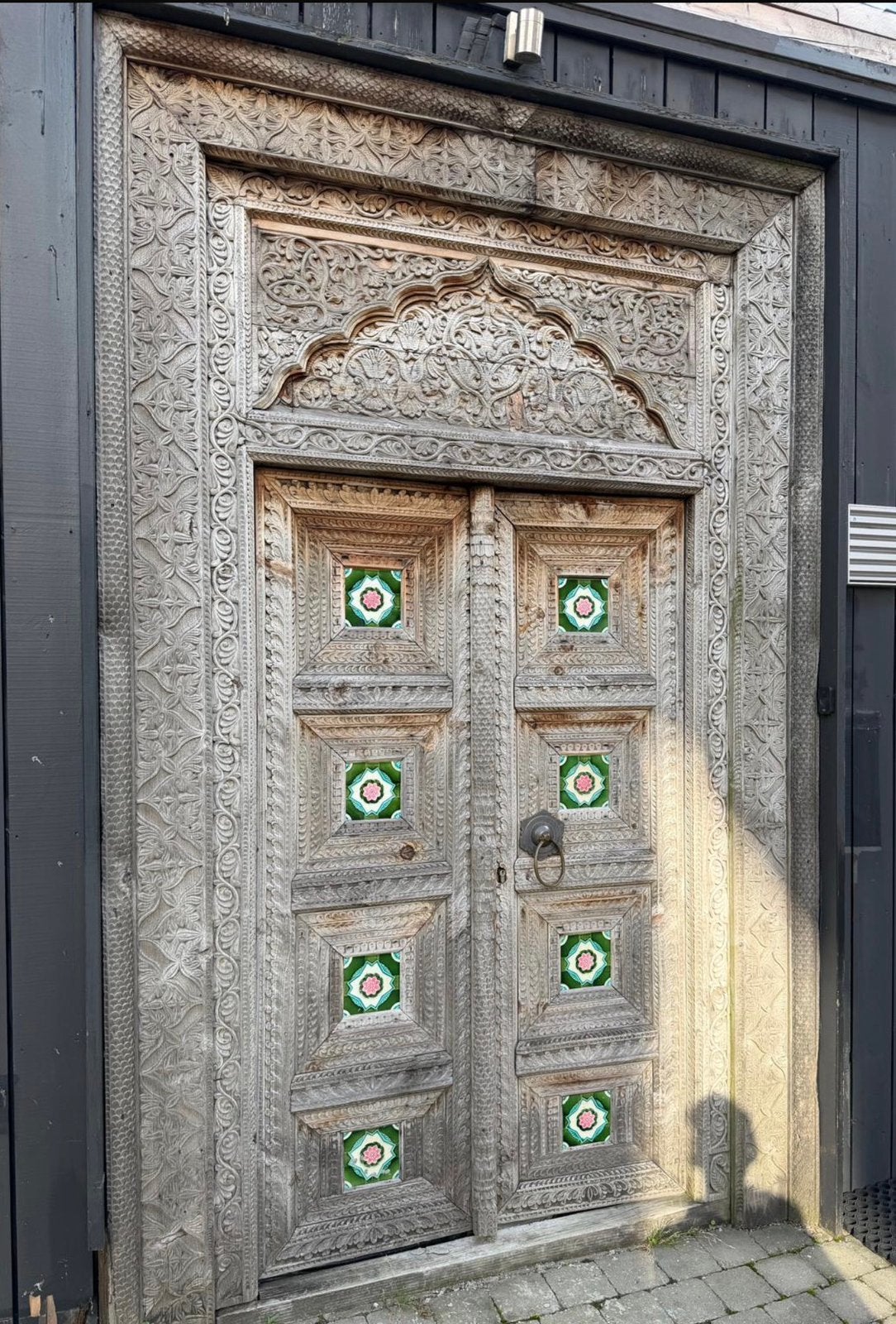 Prachtige decoratieve dubbele deurpartij - handgesneden teak, Enlèvement ou Envoi, Porte extérieure, Utilisé, 120 cm ou plus