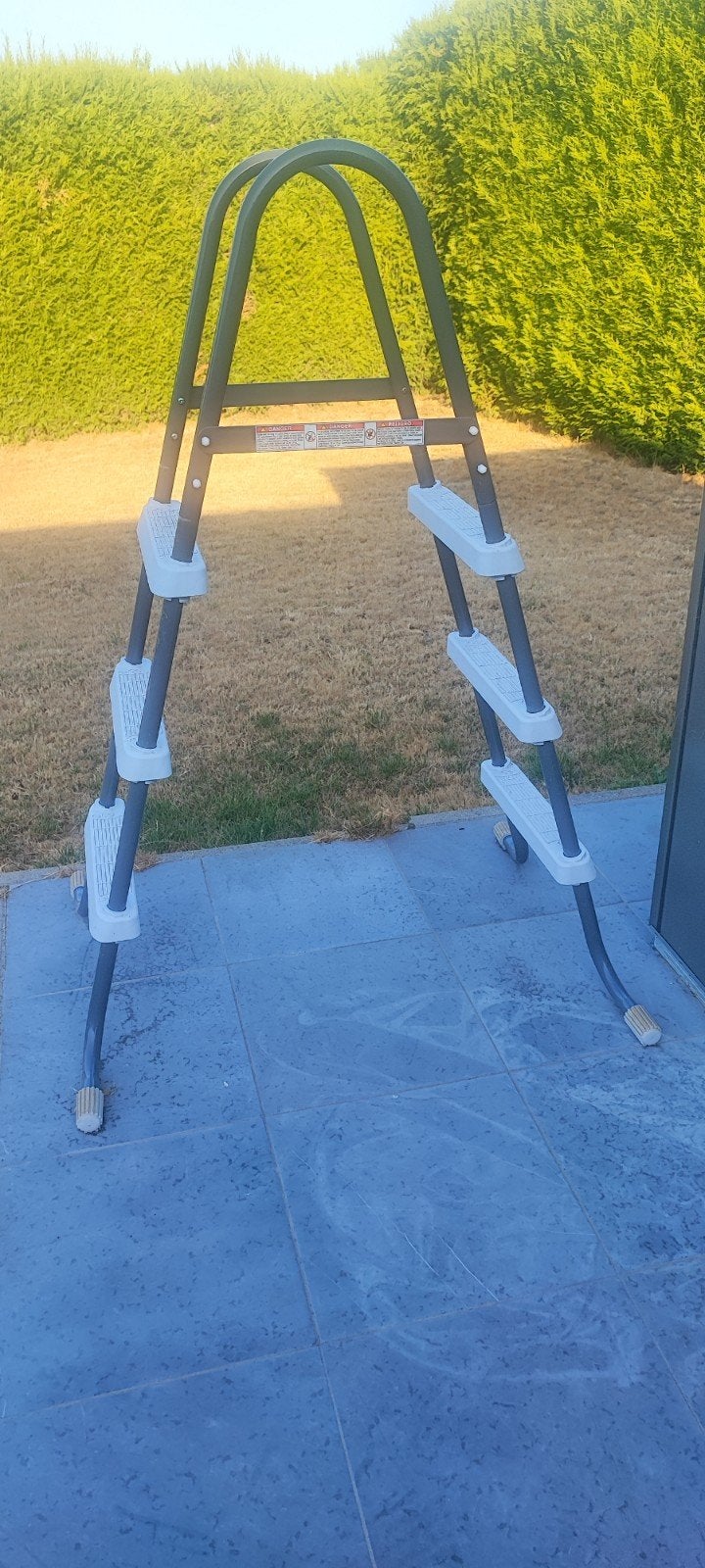 échelle intex pour piscine, Jardin & Terrasse, Enlèvement, Utilisé, Échelle