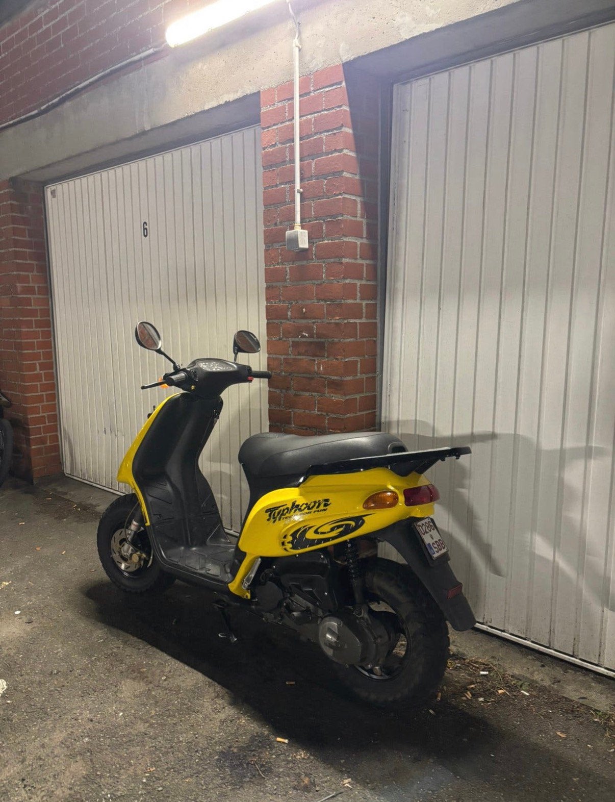 Piaggio typhoon 80cc 2takt zeer zeldzaam!, Vélos & Vélomoteurs, Enlèvement ou Envoi, Comme neuf