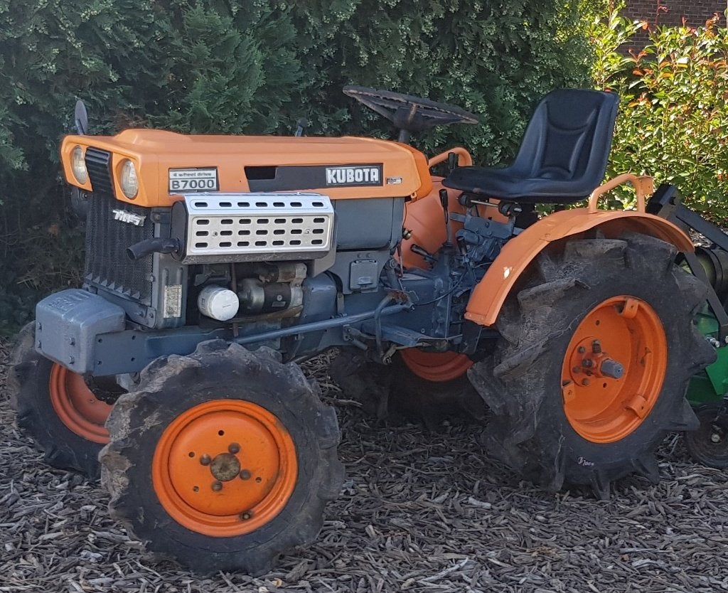 Minitractor Kubota B7000, Ophalen