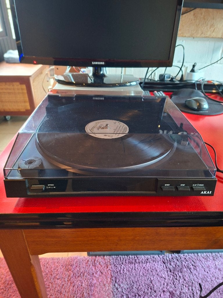 Volautomatische platenspeler van Akai, Ophalen, Platenspeler, Akai