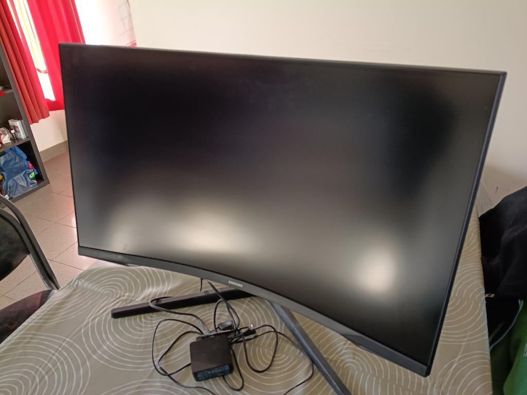 PC Monitor, Gaming, 1 à 2 ms, Connexion casque, VA