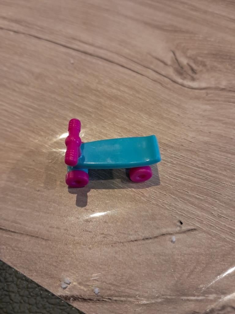 Polly Pocket scooter, Ophalen of Verzenden, Zo goed als nieuw, Overige typen, Met wieltjes