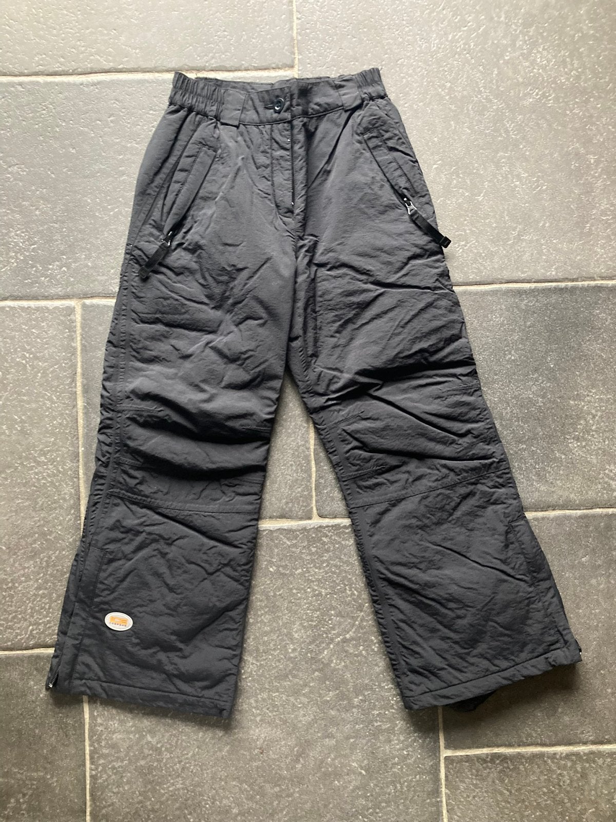 Pantalon de ski Icepeak noir, taille 128 Bon état, Enfants & Bébés, Enlèvement ou Envoi, Utilisé, Garçon ou Fille, Pantalon