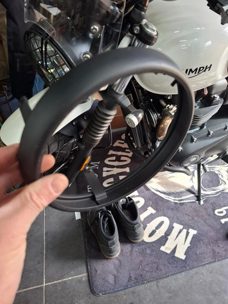 Koplamp ring triumph scrambler 900, Fietsen en Brommers, Ophalen, Koplamp