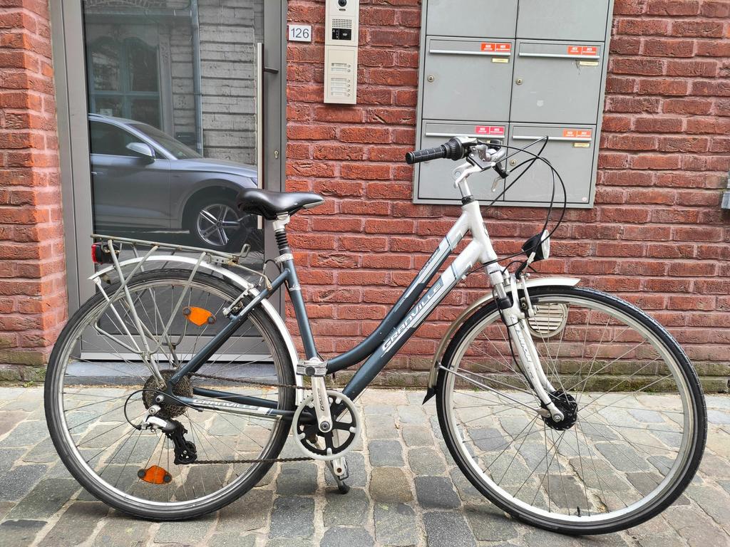 Damesfiets Stadsfiets studentenfiets kotfiets city bike, Ophalen, Zo goed als nieuw