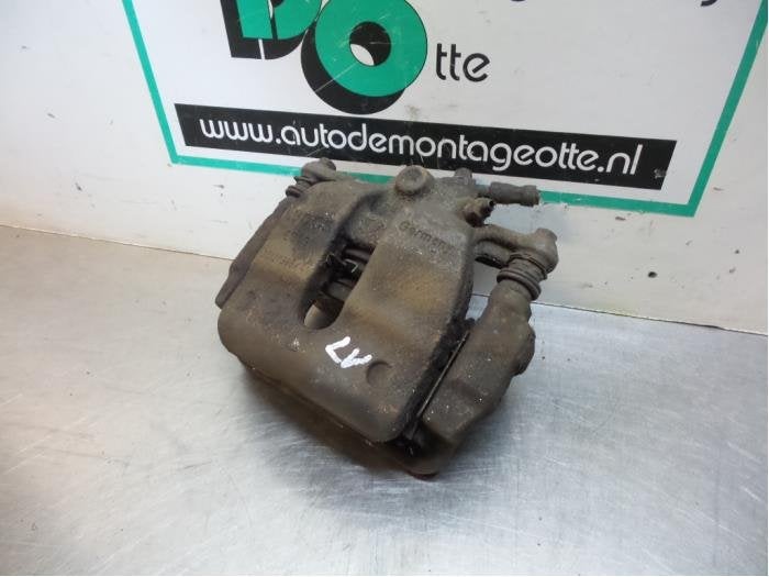 Etrier de frein (pince) avant gauche d'un Seat Ibiza (Ibiza, -, 3 mois de garantie, Utilisé, -