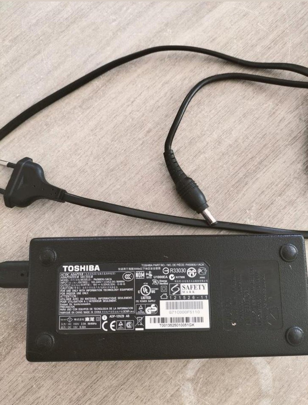 Toshiba Laptop oplader, Computers en Software, Laptop-opladers, Ophalen of Verzenden