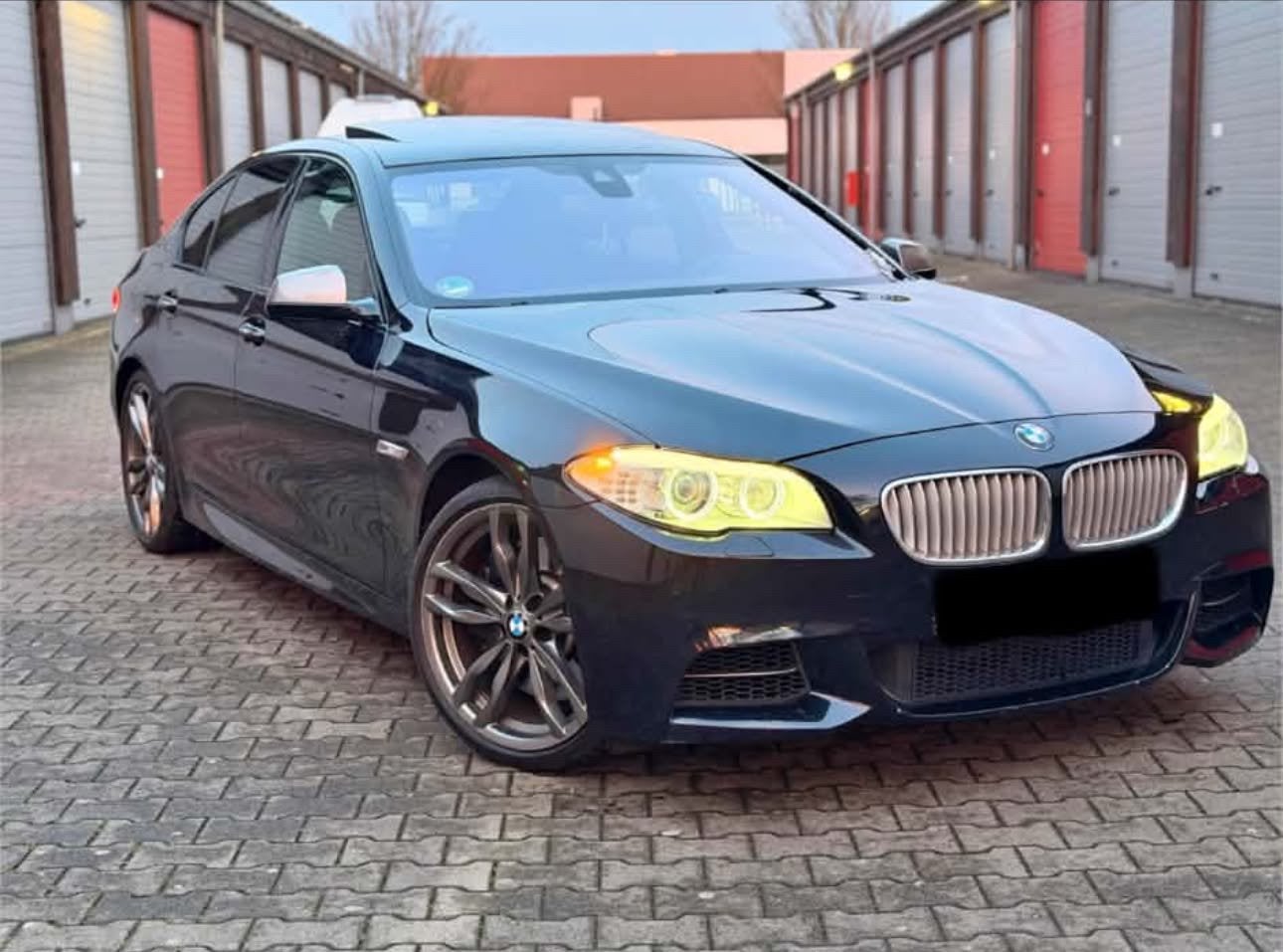 Bmw 550M Xdrive, Autos, Euro 6, Alcantara, Automatique, Série 5