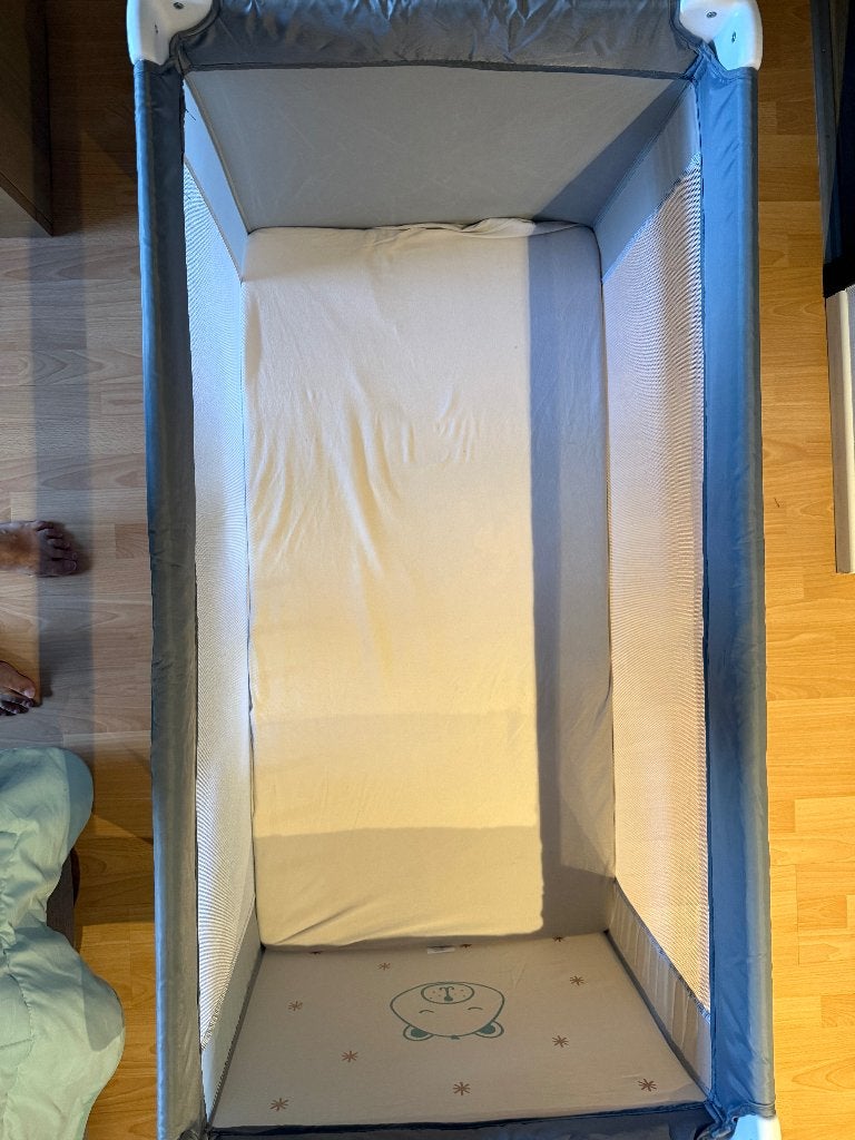 Baby reisbedje, Ophalen, Zo goed als nieuw, Reisbedje