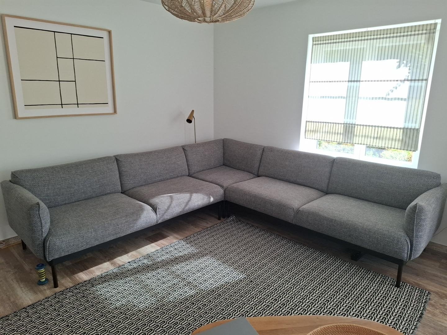 IKEA ÄPPLARYD canapé d’angle 4 places – gris Lejde/gris-noir, Enlèvement