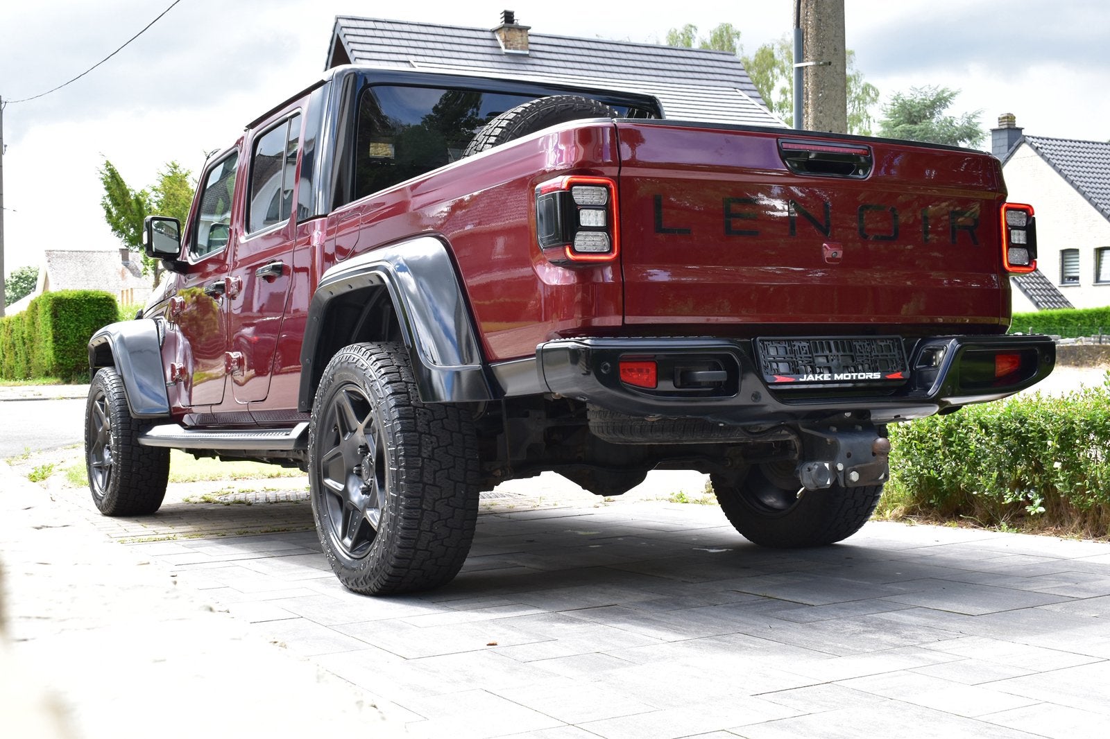 Gladiator 3.0 V6 4WD ATX Sport ** LENOIR**, Autos, Rouge, Achat, 2987 cm³, Entreprise