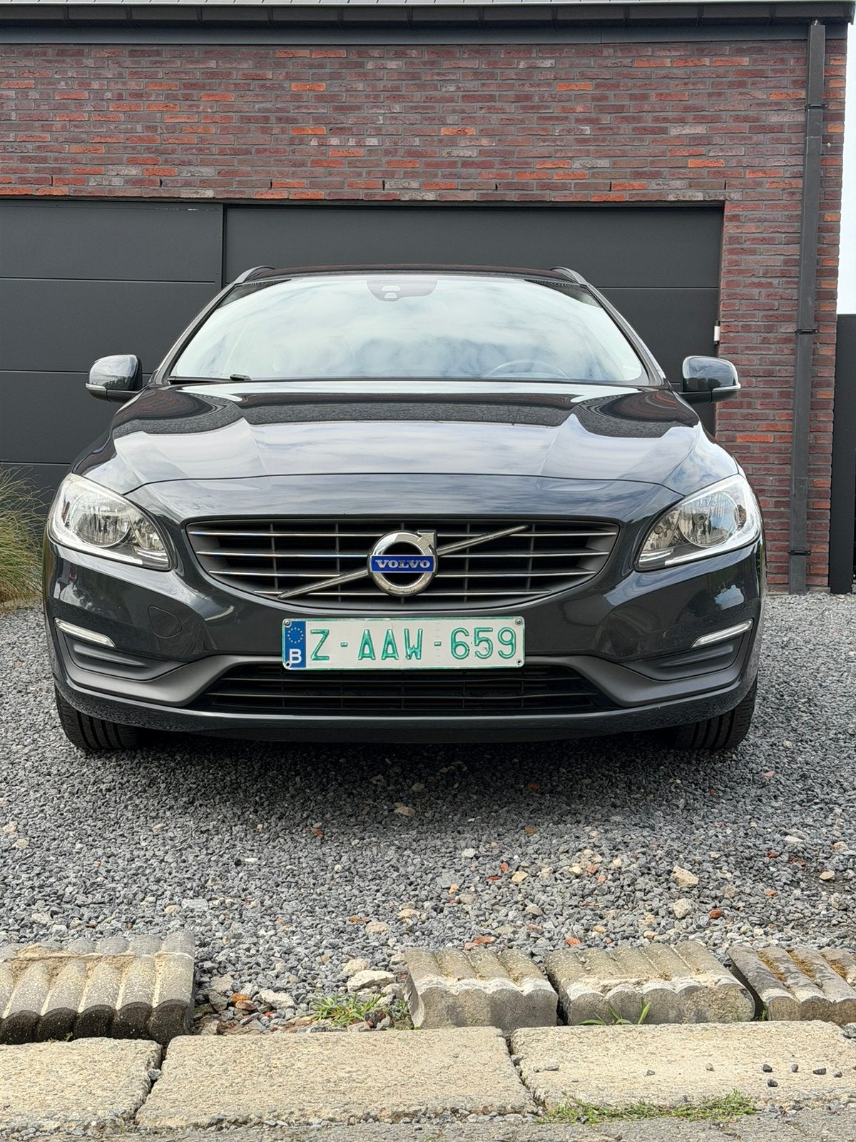 Volvo V60 1.6 diesel automaat, 83.000 km, 2015 bouwjaar, Euro 5, Monovolume, Zilver of Grijs, Te koop