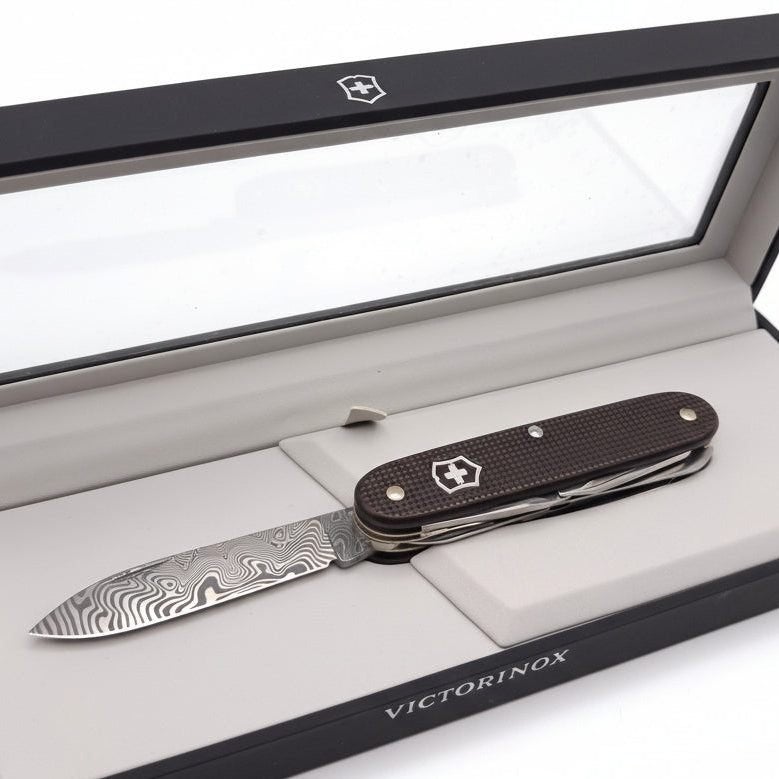 Victorinox Farmer X Alox Damask Édition Limitée 2024 — Grade, Enlèvement ou Envoi, Comme neuf